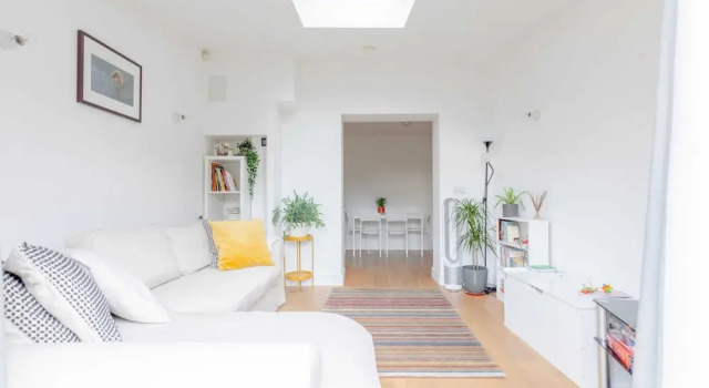 Homely 2BD Flat W/private Patio Near Maida Vale!
