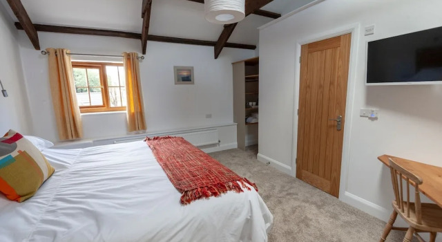 Leha Vean Bed and Breakfast