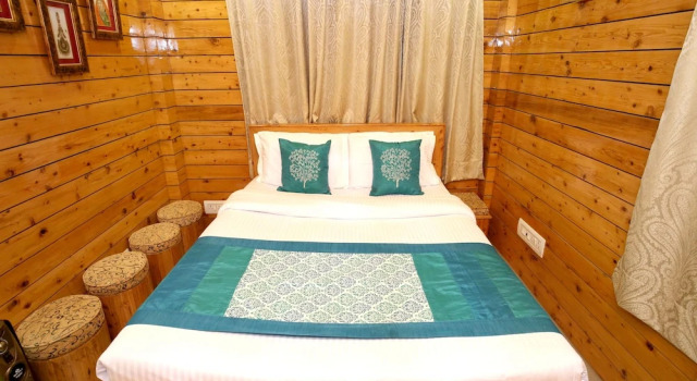 OYO 10299 Home Luxury Cottage Vikas Nagar, Забронировать Дом для отпуска Виллы штата Химачал-Прадеш, Вилла