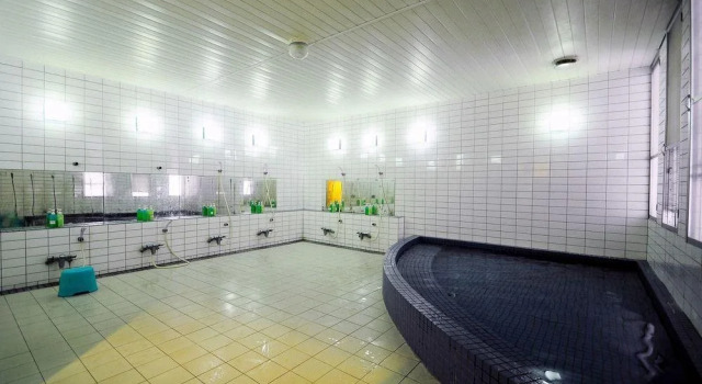 Shirasaki Kaiyo Kouen, Buchen Sie Hotel Yura Wakayama