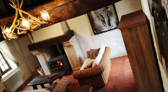 Gite Momella, Rezervovat Hotel Hotely v Morvan s parkováním, Parkování