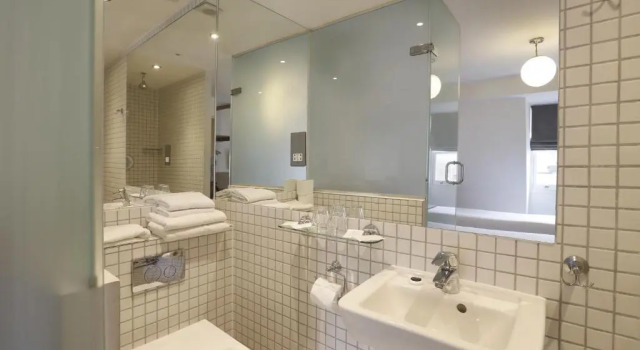 Двухместный номер Standard Prince William Hotel