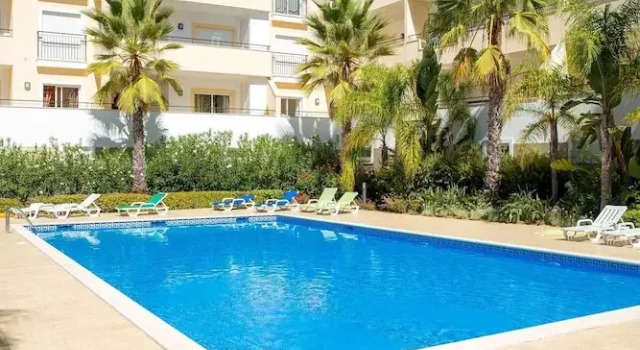 Апартаменты A04 - Large Modern 1 bed Apartment with pool by DreamAlgarve