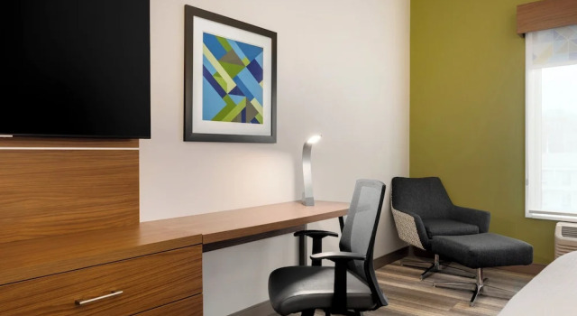 Двухместный номер Standard Holiday Inn Express & Suites - Dalton - Walnut Ave by IHG