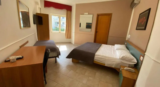 Четырёхместный номер Standard Hotel Martini
