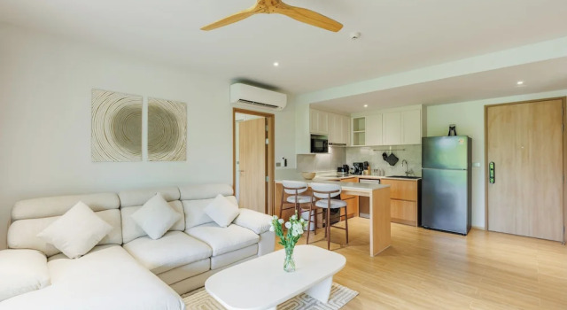 Апартаменты с балконом Laguna Beachside residences apartamens, walking distance to the sea