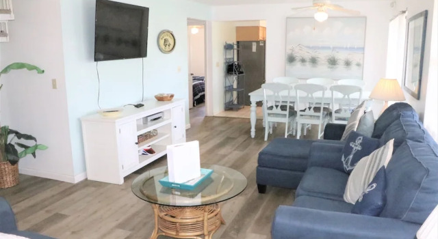 1012 Point of Rocks Road 3 Bedrooms 3 Bathrooms Duplex