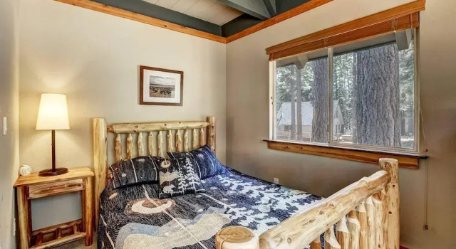Коттедж с балконом и с видом на горы Bear Pause 4BR Large Deck & Balcony