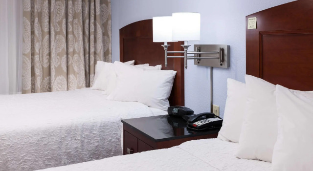 Четырёхместный номер Standard Hampton Inn & Suites Ft Worth-Burleson