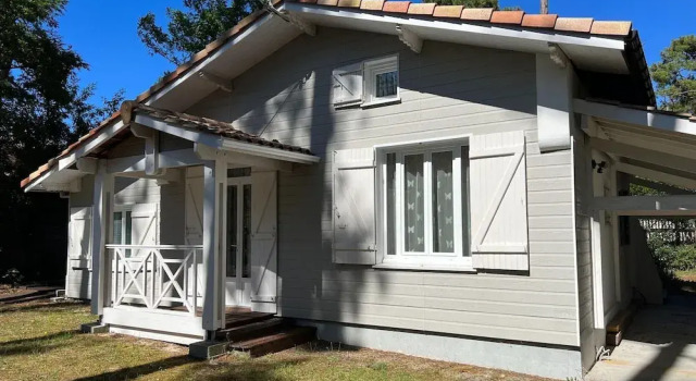 Beautiful Villa Near the Beach, Prenota Villa Hotel a Aquitania con parcheggio, Parcheggio