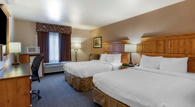 Четырёхместный номер Standard Best Western Brighton Inn