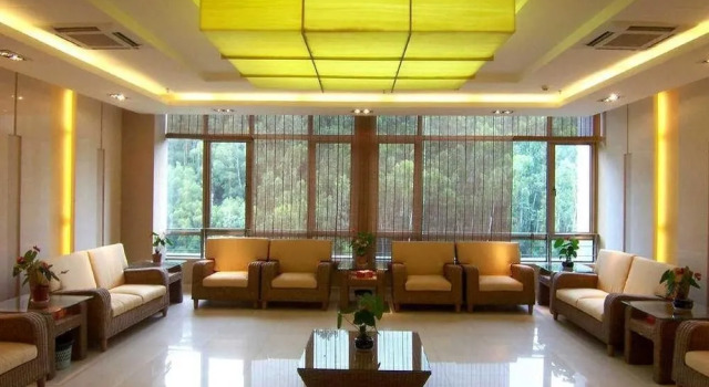 Hanfeng Building Hotel, Rezerwuj Hotel Hotele w Shenzhen z parkingiem, Parking