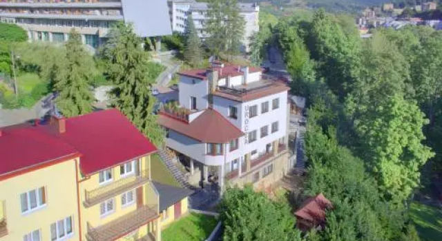 Pensjonat Urocza, Book Pension Hoteller i Lillepolen med parkering, Parkering