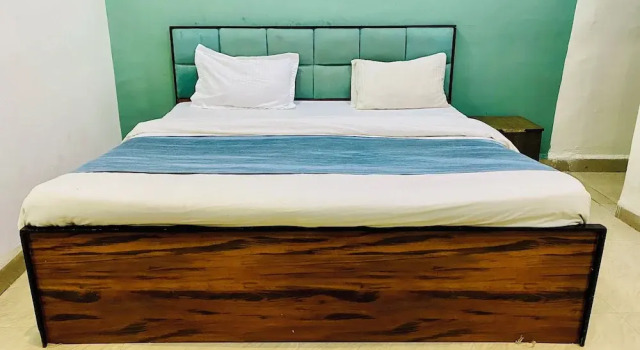 Номер Economy Hotel Bamleshwari