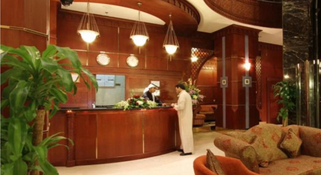 Ramada Madinah Al Hamra, Забронировать Отель Медина Эль-Мадина, рядом с Аль-Масджид аль-Набави