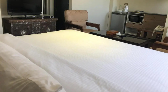Gondola Hotel & Suites, Buchen Sie Hotel Hotels in Amman Governorate mit Frühstück, Frühstück
