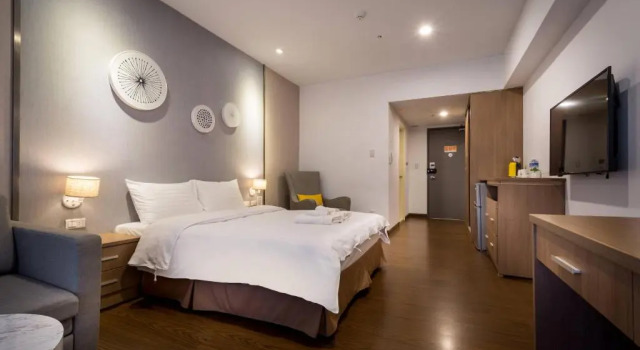 Двухместный номер Standard с балконом Sky19 Hotel