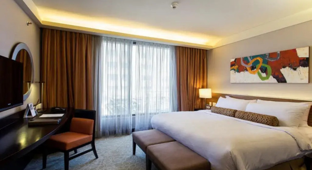 Полулюкс The Bellevue Manila