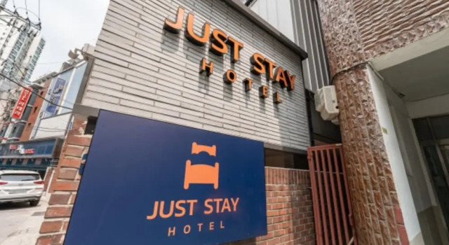 Just Stay Hotel, Забронировать Отель Сондонгу Сеул
