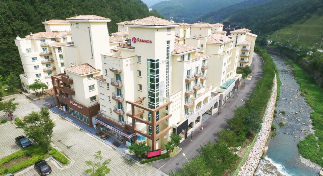Двухместный люкс Ramada Taebaek Hotel