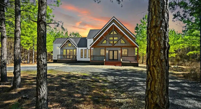 Sugar Bear Den Stay for 10!, Boek Vakantiehuis Hochatown Oklahoma