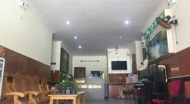 Song Huong Hue Hotel, Забронировать Отель Хюэ Тхыатхьен-Хюэ, рядом с Dieu De National Pagoda