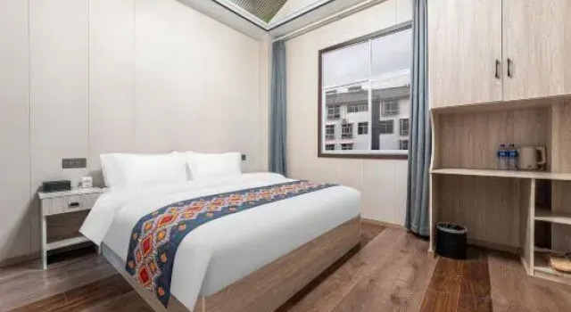 Люкс с 3 комнатами Shengyu Wellness Homestay