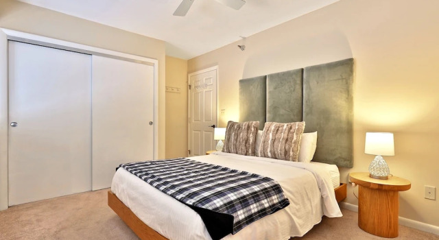 The Birch Ridge: Owner's Suite #5 - Queen/sofa Bed Suite In Killington. Hot Tub. Renovated. 1 Bedroom Home, Забронировать Дом для отпуска Коттеджи Киллингтон, Коттедж