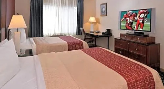 Четырёхместный номер Standard Red Roof Inn Arcata