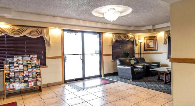 Brentwood Inn Clinton, Reserva ahora Hotel Hoteles en Clinton con desayuno, Desayunos