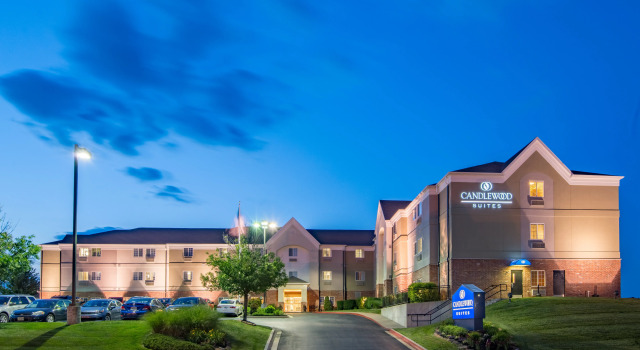 Candlewood Suites Jefferson City by IHG, Prenota Hotel Jefferson City Missouri