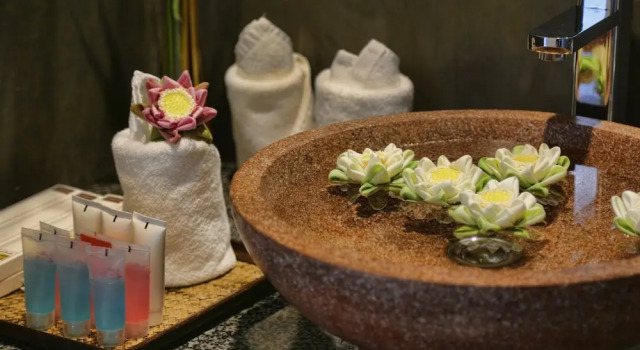 Двухместный номер Deluxe с балконом и с красивым видом из окна Angkor Sweet Night Hotel