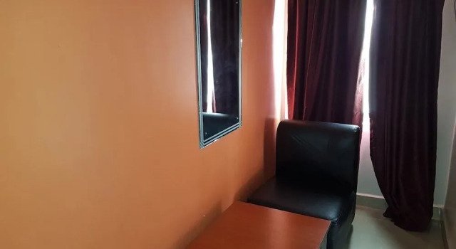 Grand Valley Hotel