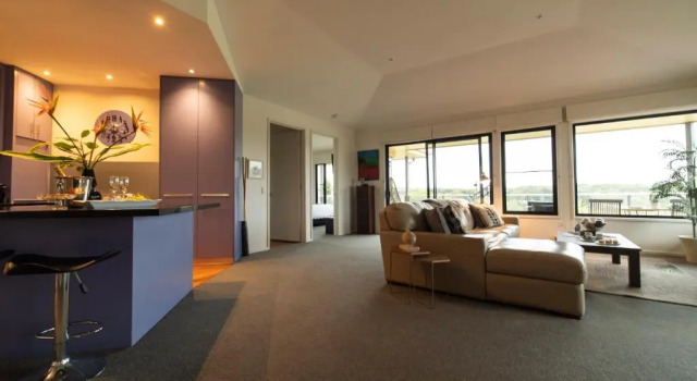 Апартаменты Luxury Hilltop Apartments Phillip Island