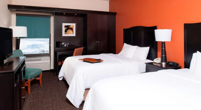Четырёхместный номер Standard Spark By Hilton Stevensville