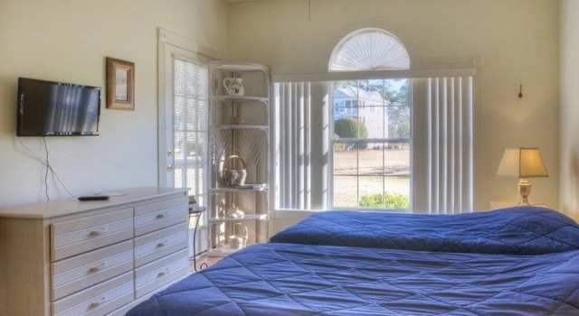 Magnolia Place 102 4765 2 Br condo by RedAwning