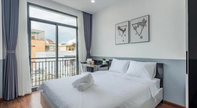 Студия с балконом Cozrum Homes The Gallery Residence