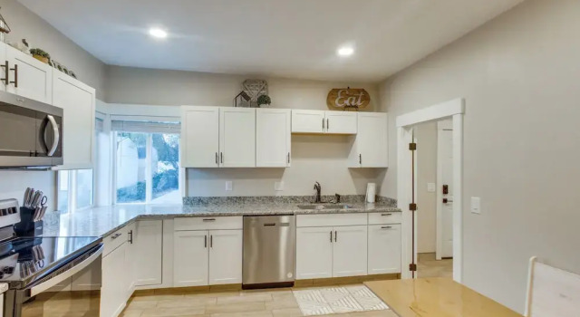 Апартаменты Stylish Logan Retreat w/ Smart TV + Central A/c!