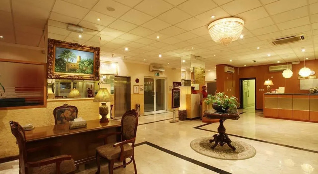 Gulf Paradise Hotel, Rezervovat Hotel Hotely v Dauhá s parkováním, Parkování