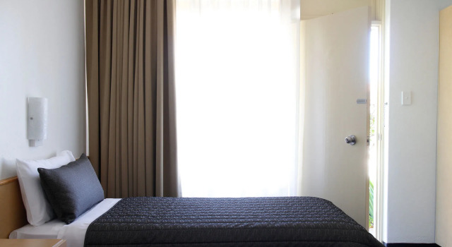 Mid City Motor Inn Queanbeyan, Prenota Hotel Queanbeyan New South Wales