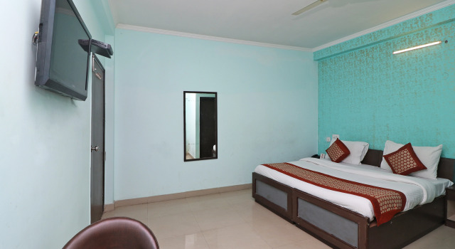 OYO 9786 Hotel Aerolook