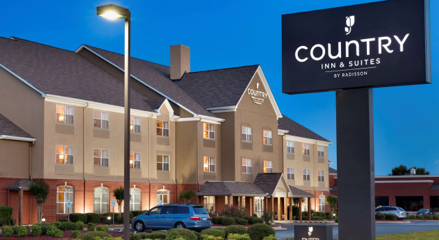 Country Inn & Suites by Radisson, Warner Robins, GA