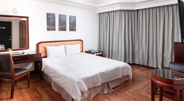 Двухместный номер Standard Peach Hotel
