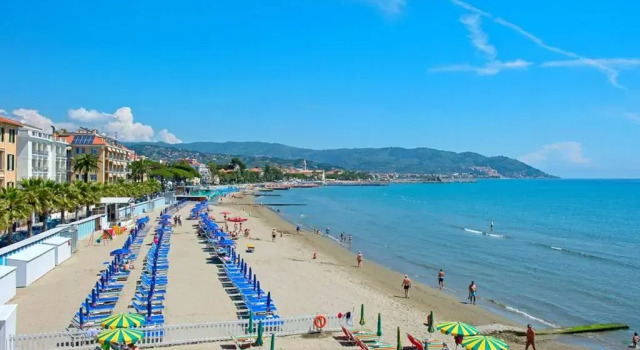 Апартаменты Casa Vacanza Marina, in pieno centro a pochi passi dal mare e con aria condizionata!