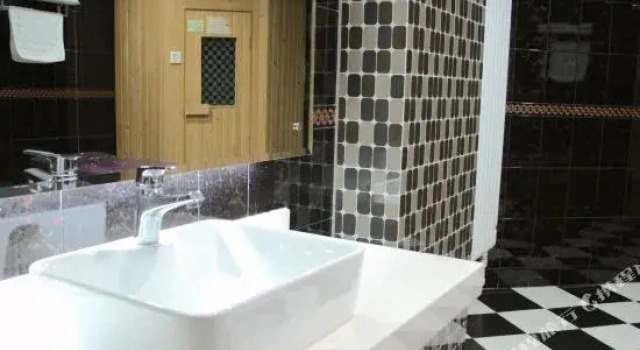 Jingxi Hotel, Book Hotel Hotels in Hebei with Parking, Parking