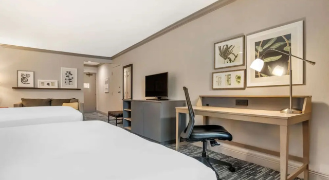 Люкс Country Inn & Suites by Radisson, Metairie New Orleans , LA