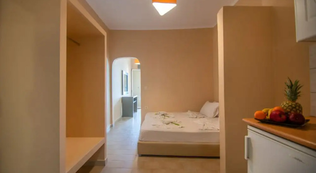 Студия Spira Studios & Apartments in the Heart of Laganas