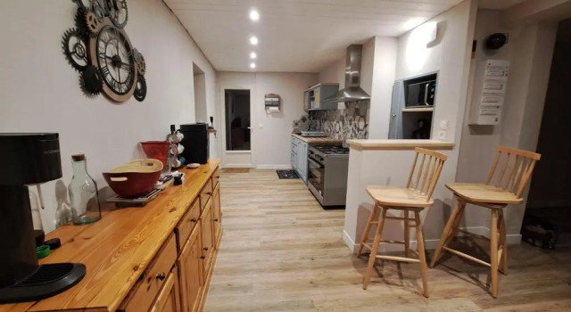 Коттедж Villa 4 M spacieuse avec piscine
