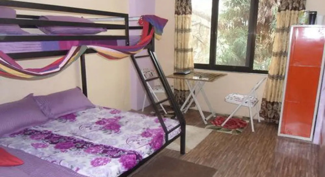 Кровать в общем номере Nepal Inn Bed & Breakfast
