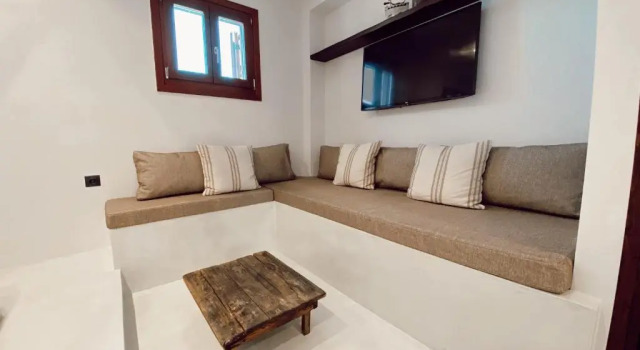 Номер Deluxe Archo Suites Pythagoreio